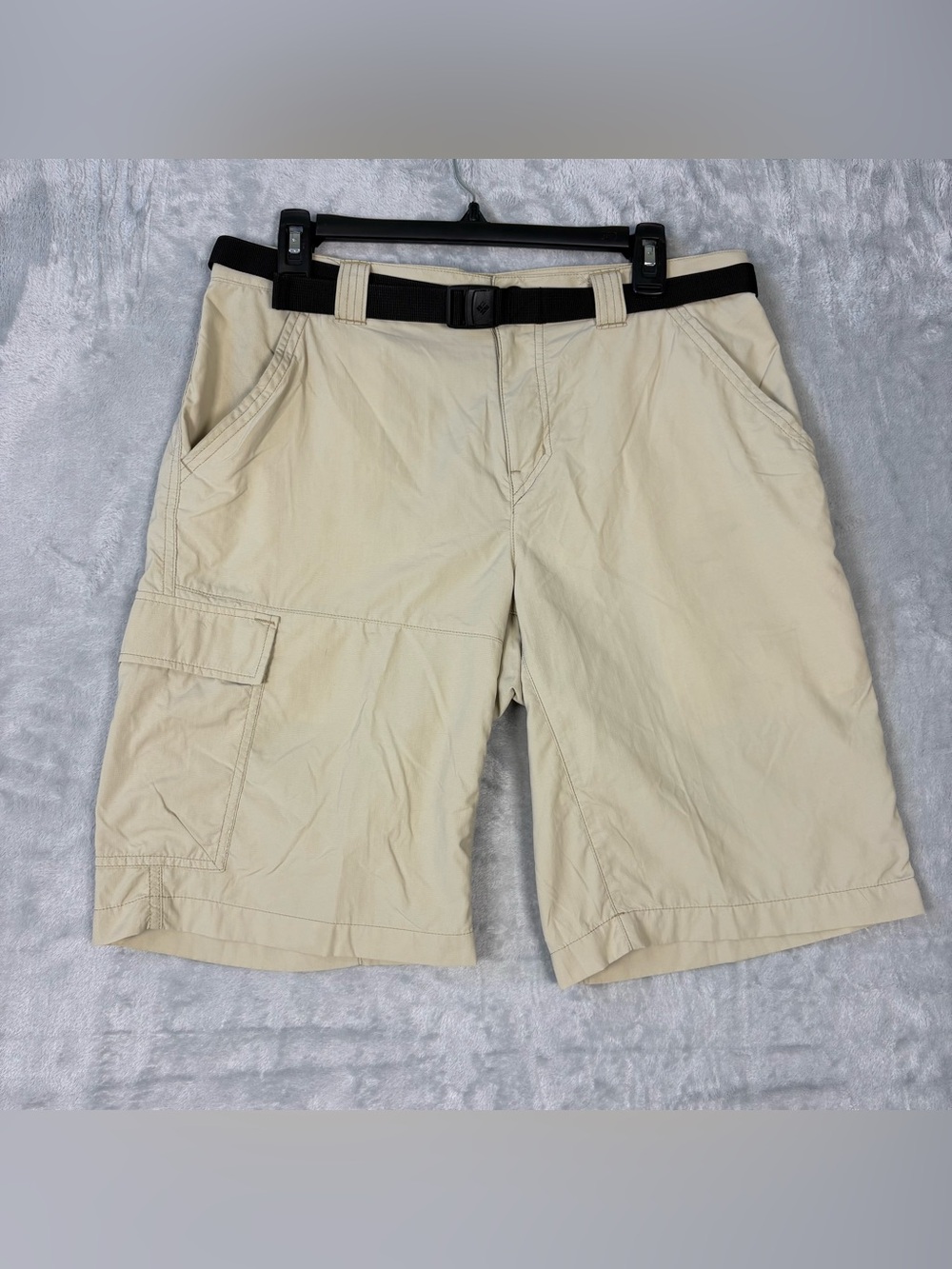 Columbia Mens Beige Cargo Shorts Belted Nylon 32x11 Omni-shade Hiking Outdoor